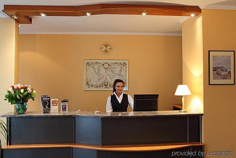 ホテル ブールバート ケルン エクステリア 写真