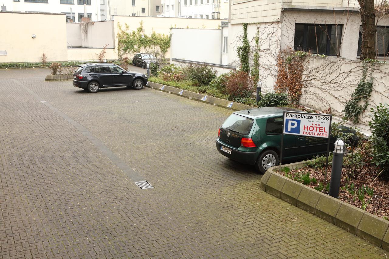 ホテル ブールバート ケルン エクステリア 写真
